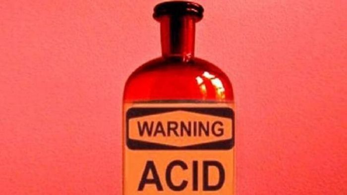 ছবিটি প্রতীকী