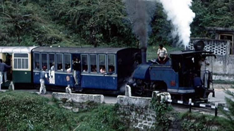 টয়ট্রেনে কাটা পড়ে মৃত্যু যুবকের, শিলিগুড়িতে চাঞ্চল্য