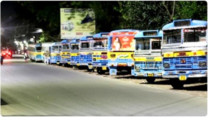 ১৪ দিনের মধ্যে বাবুঘাট থেকে বেসরকারি বাসস্ট্যান্ড সাঁতরাগাছিতে সরিয়ে নেওয়ার নির্দেশ দিয়েছে রাজ্য পরিবহণ দফতর।