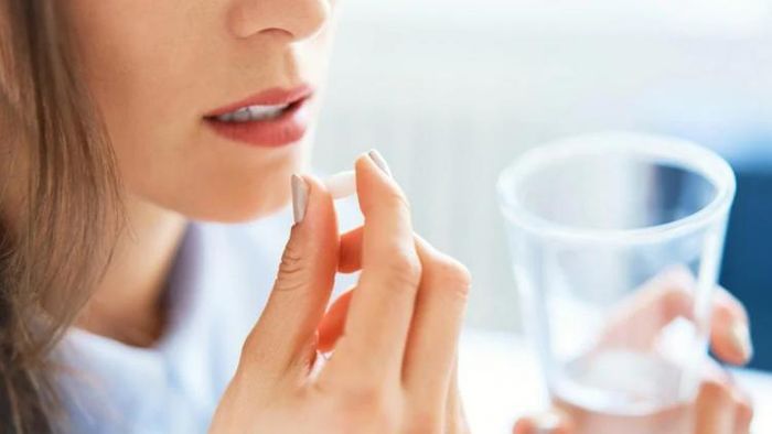 ওষুধ খাওয়ার আগে বা পরে কী খাবেন না?