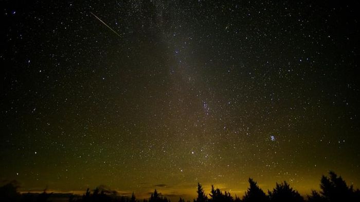 ছবিটি প্রতীকী