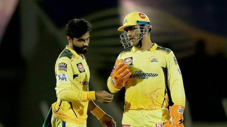  জাদেজার পাশে দাড়ালেন হাসি, ধোনির প্রশংসায় অজি কোচ