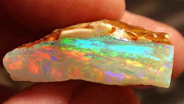 প্রেমে সমস্যা, দাম্পত্য কলহ? এই এক রত্নেই হবে মধুর মিলন