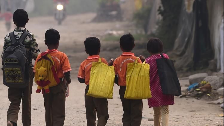 বাড়ছে Corona-র সংক্রমণ, ফের বন্ধ হবে স্কুল? 