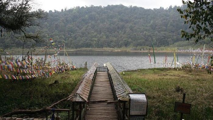 খেচিপেরি লেক, ছবি সৌজন্য-উইকিপেডিয়ে