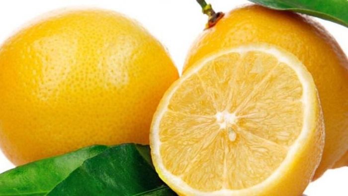 লেবুই দূর করবে ঘামের দুর্গন্ধ