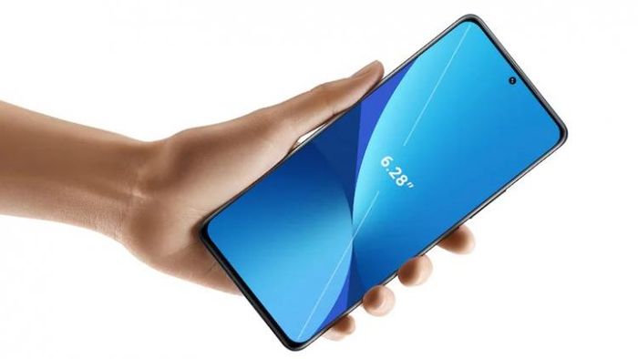 নতুন মডেল লঞ্চের অপেক্ষায়