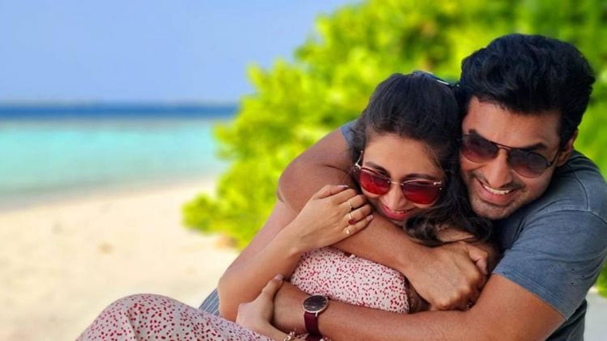 Eng seksual jinsiy aloqani tomosha qiling Qizni massaj qildi va kiritdi