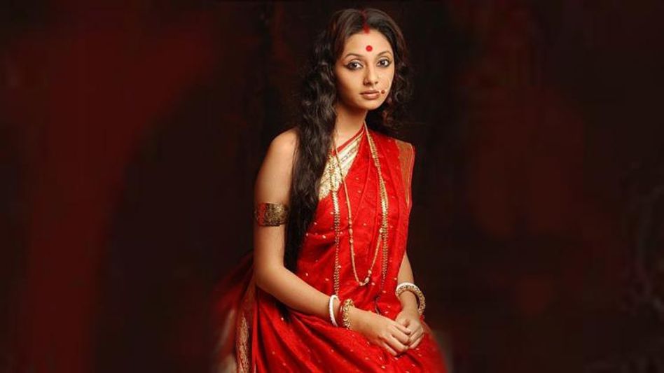 ৪ বছর পর ছোট পর্দায় কামব্যাক 'হিয়া'- অপরাজিতার?  ৪ বছর পর ছোট পর্দায় কামব্যাক 'হিয়া'- অপরাজিতার?