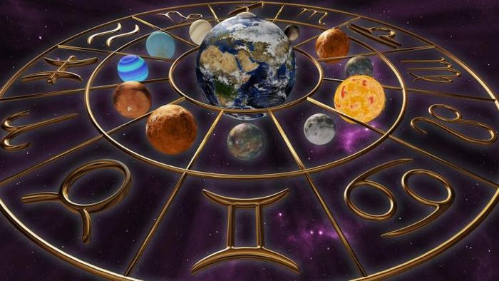 জুনে ৫ গ্রহের বড় পরিবর্তন! প্রচুর লাভে থাকবে এই রাশিরা