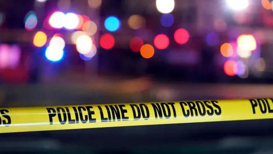 ফের মা ফ্লাইওভার থেকে মরণঝাঁপ ব্যক্তির, আত্মহত্যার তদন্তে পুলিশ ফের মা ফ্লাইওভার থেকে মরণঝাঁপ ব্যক্তির, আত্মহত্যার তদন্তে পুলিশ