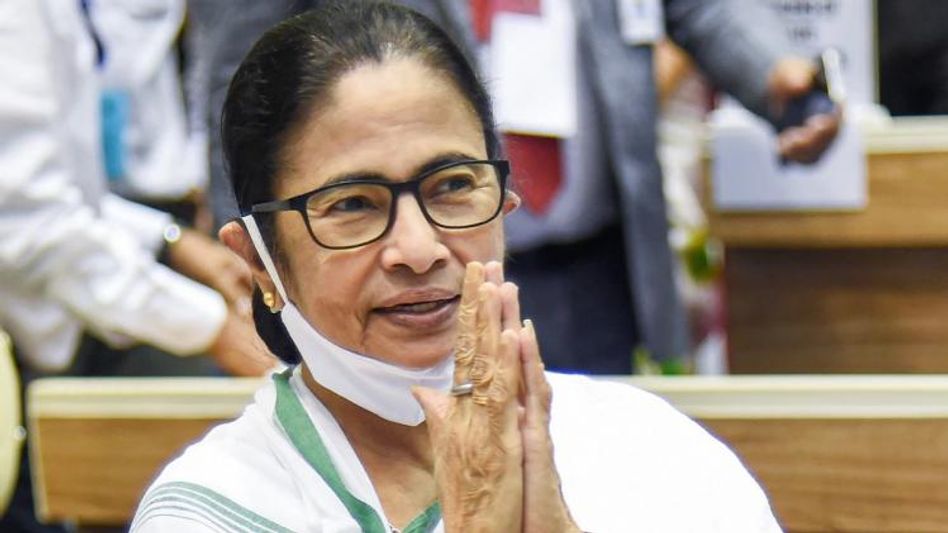 ৪ মে-র আগেই বড় ঘোষণা! ‘৬ তারিখেই শপথ নেবেন মমতা’, কত আসন পাচ্ছে তৃণমূল? জানিয়ে দিলেন ফিরহাদ ৪ মে-র আগেই বড় ঘোষণা! ‘৬ তারিখেই শপথ নেবেন মমতা’, কত আসন পাচ্ছে তৃণমূল? জানিয়ে দিলেন ফিরহাদ