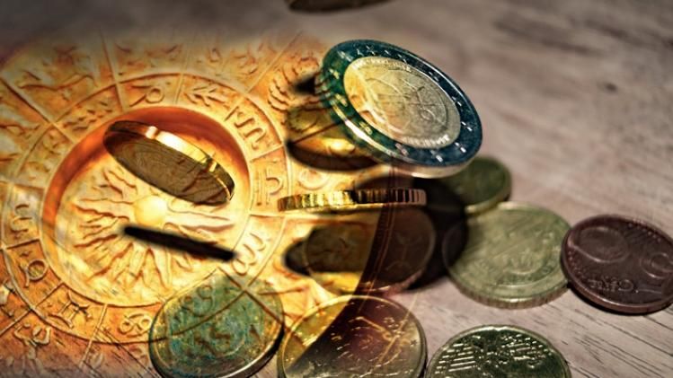 Zodiac: মে মাসে দেবী লক্ষ্মীর বিশেষ কৃপা পাবে ৫ রাশি, হবে বিপুল রোজগার