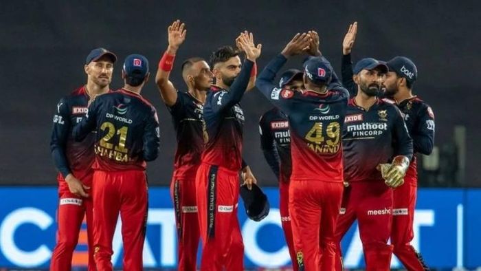 উচ্ছ্বসিত আরসিবি ক্রিকেটাররা