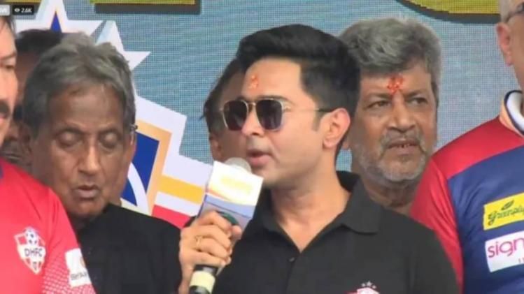 সোমবার প্র্যাক্টিস শুরু করছে অভিষেকের ক্লাব DHFC, দলে তীর্থঙ্কররা 