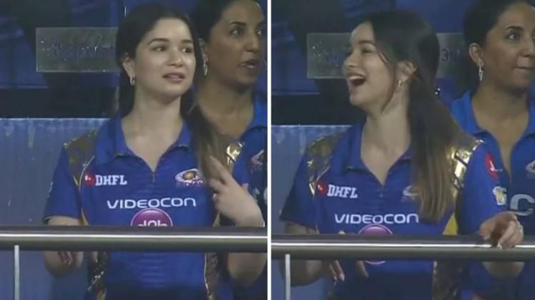 MI-এর ম্যাচে স্টেডিয়ামে Sara Tendulkar, এবারও হল না সচিন-পুত্রের ডেবিউ