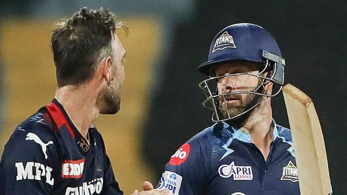 ম্যাক্সওয়েলের সঙ্গে ঝামেলা ওয়েডের