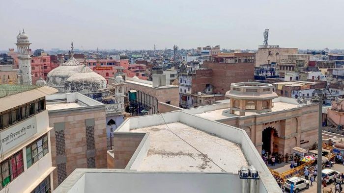 শিবলিঙ্গ পেয়েছেন বলে দাবি করেছে হিন্দু পক্ষ