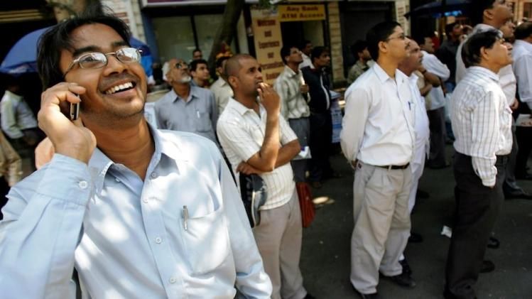 ১৫ দিনে দ্বিগুণ! এই শেয়ারে লাখপতি হওয়ার সম্ভাবনা