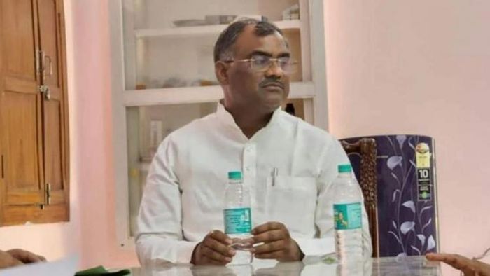 মন্ত্রী গিরিশচন্দ্র যাদব