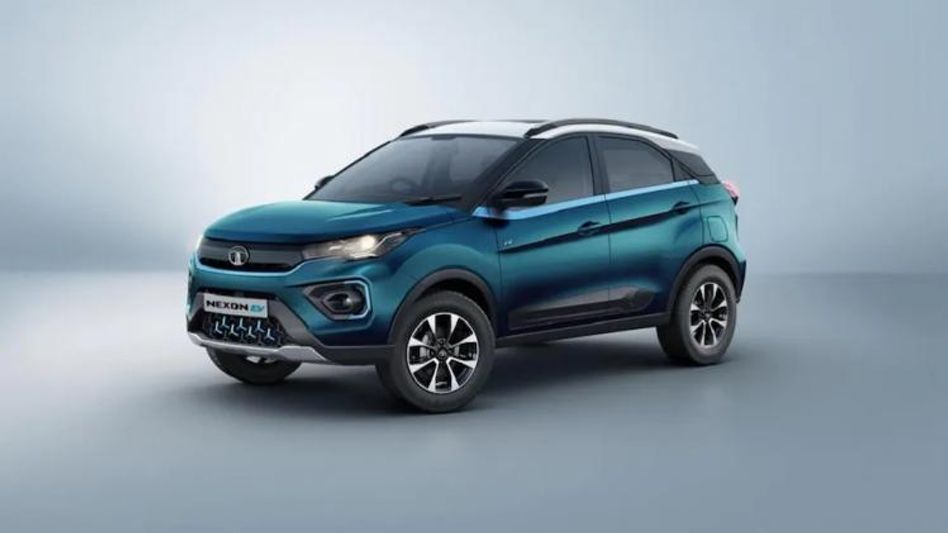 এক চার্জে সাড়ে ৪০০ কিমি! বদলে গেল TATA-র এই ইলেক্ট্রিক গাড়ি এক চার্জে সাড়ে ৪০০ কিমি! বদলে গেল TATA-র এই ইলেক্ট্রিক গাড়ি