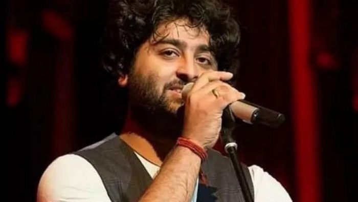 কেন দাড়ি কাটেন না? কপিল শর্মার শো-এ অরিজিৎকে এমনই প্রশ্নের সম্মুখীন হতে হয়। —ফাইল চিত্র।