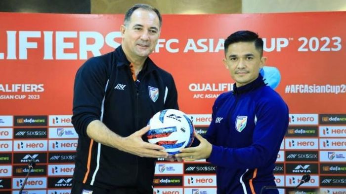 ইগর স্টিম্যাচের সঙ্গে সুনীল