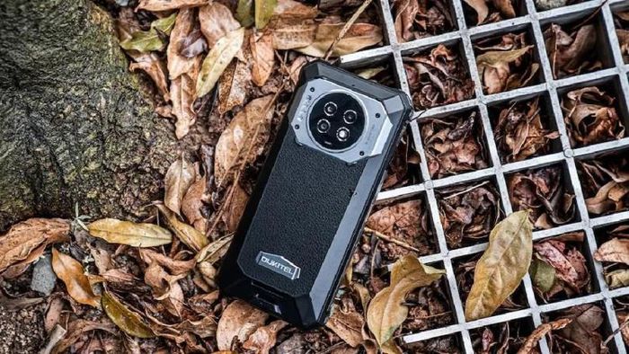 একবার চার্জে চলবে ৯৪ দিন! রয়েছে 21000mAh ব্যাটারি