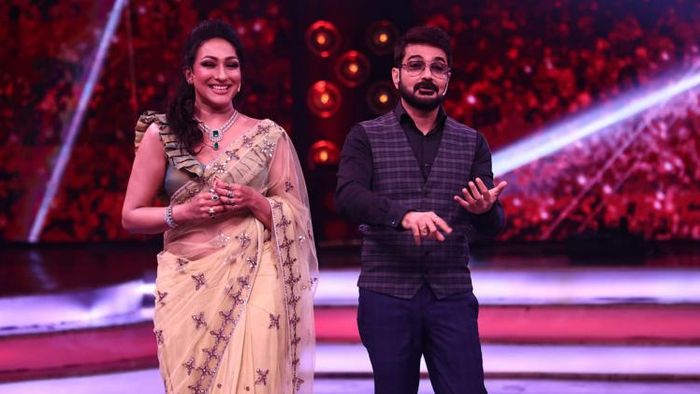 ঋতুপর্ণা সেনগুপ্ত ও প্রসেনজিৎ চট্টোপাধ্যায়