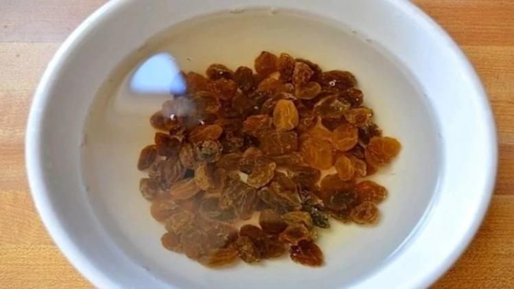 কোষ্ঠ্যকাঠিন্য সারায়-লিভার করে শক্তিশালী, কিশমিশের জলের অনেক উপকার