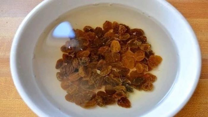 কিশমিশের জলে রয়েছে অনেক গুণ (প্রতীকী ছবি)