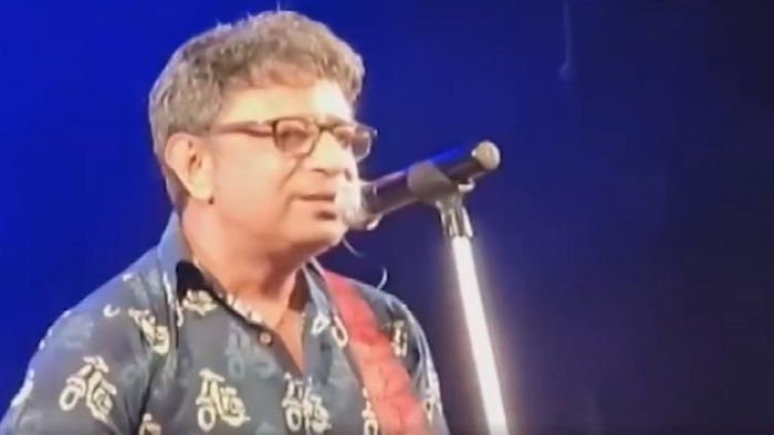 স্টেজে রূপঙ্কর।