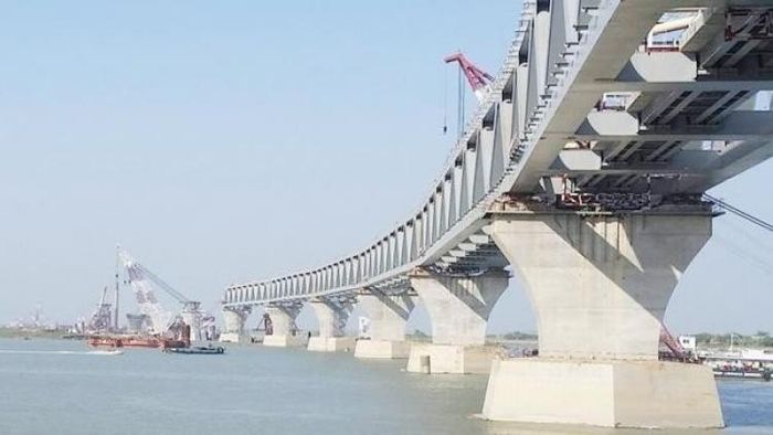 বহু প্রতীক্ষিত পদ্মা সেতুর উদ্বোধন করলেন প্রধানমন্ত্রী শেখ হাসিনা