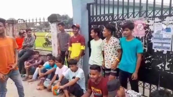 উচ্চমাধ্যমিকে ফেল করে ইশ্বরচন্দ্র বিদ্যাসাগরের বিরুদ্ধে স্লোগান ছাত্রছাত্রীদের