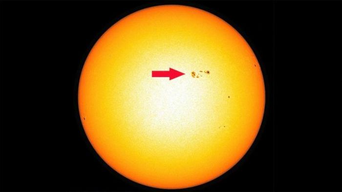 সূর্যের গায়ে দেখা যাচ্ছে দাগ