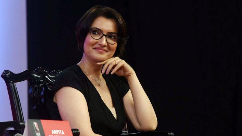 বর্তমানে নায়িকাদের 'স্টারডম' কি ফুরিয়ে এসেছে? যা বললেন অর্পিতা  বর্তমানে নায়িকাদের 'স্টারডম' কি ফুরিয়ে এসেছে? যা বললেন অর্পিতা