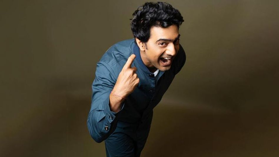 নতুন শুরুর খবর দিলেন দেব! কোন চমক আনছেন সাংসদ- অভিনেতা?  নতুন শুরুর খবর দিলেন দেব! কোন চমক আনছেন সাংসদ- অভিনেতা?