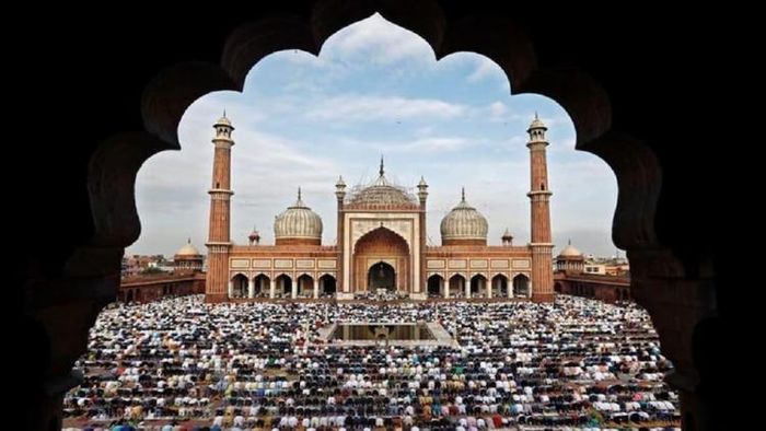 বকরি ইদে প্রিয়জনকে জানান শুভেচ্ছা