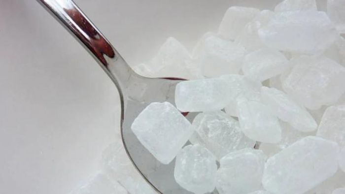 মিছরির অনবদ্য স্বাস্থ্যগুণ/ প্রতীকী ছবি