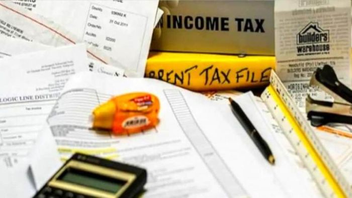 আয়কর দাখিল।