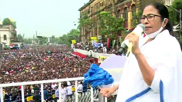 ২১ জুলাইয়ের মঞ্চে মমতা বন্দ্যোপাধ্যায়।