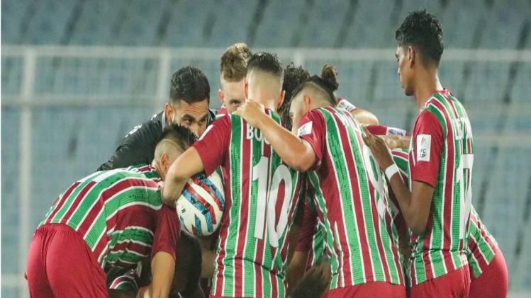 IFA কর্তাদের সঙ্গে আলোচনাতেও হল না রফা, কলকাতা লিগে অনিশ্চিত  মোহনবগান IFA কর্তাদের সঙ্গে আলোচনাতেও হল না রফা, কলকাতা লিগে অনিশ্চিত  মোহনবগান