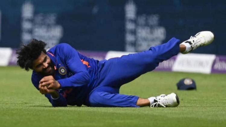 উড়ন্ত জাদেজা, দু'টি ক্যাচ দেখলে স্তম্ভিত হতে হয়, VIRAL VIDEO