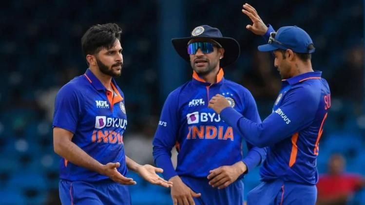 ওয়েস্ট ইন্ডিজের বিরুদ্ধে জিতলেই ইতিহাস গড়বেন ধাওয়ানরা
