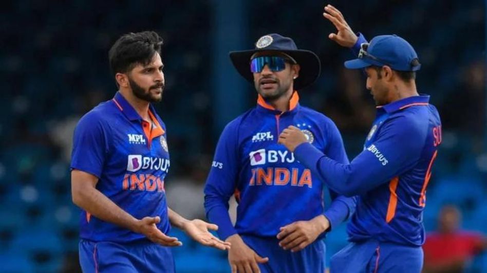 ওয়েস্ট ইন্ডিজের বিরুদ্ধে জিতলেই ইতিহাস গড়বেন ধাওয়ানরা ওয়েস্ট ইন্ডিজের বিরুদ্ধে জিতলেই ইতিহাস গড়বেন ধাওয়ানরা