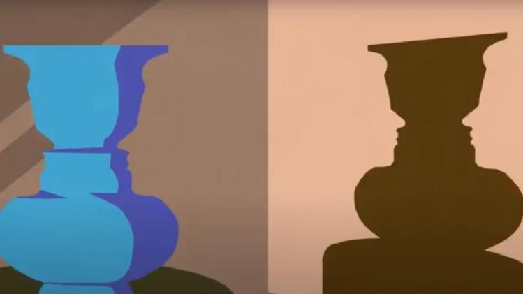 আপনি কি সবার অ্য়াটেনশন চান? এই ছবিতেই জবাব পেয়ে যাবেন