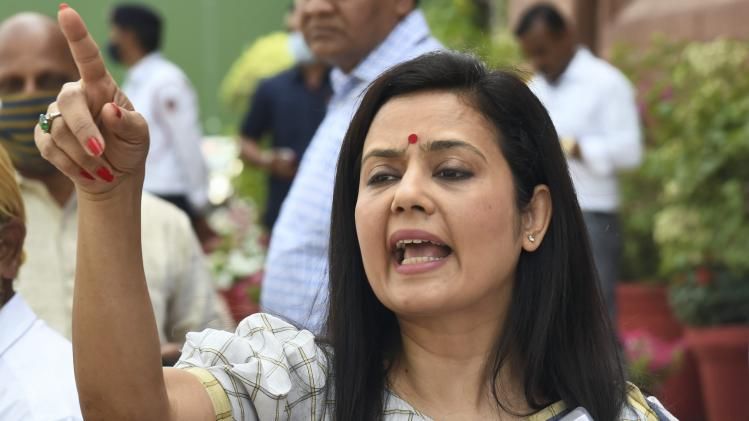   'দেখা হবে আদালতে', কালী বিতর্কে  FIR দায়ের নিয়ে জবাব মহুয়ার