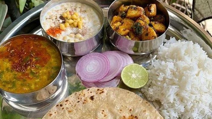 রুটি না ভাত কোনটা আগে খাবেন?