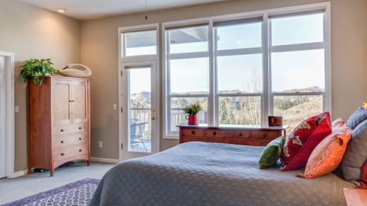 আলমারির সঙ্গে ভাগ্যের যোগ, ঘরের এই দিকে রাখলে আসবে টাকা-সমৃদ্ধি