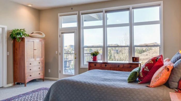 টাকার আলমারি বাড়ির এই জায়গায় থাকা উচিত